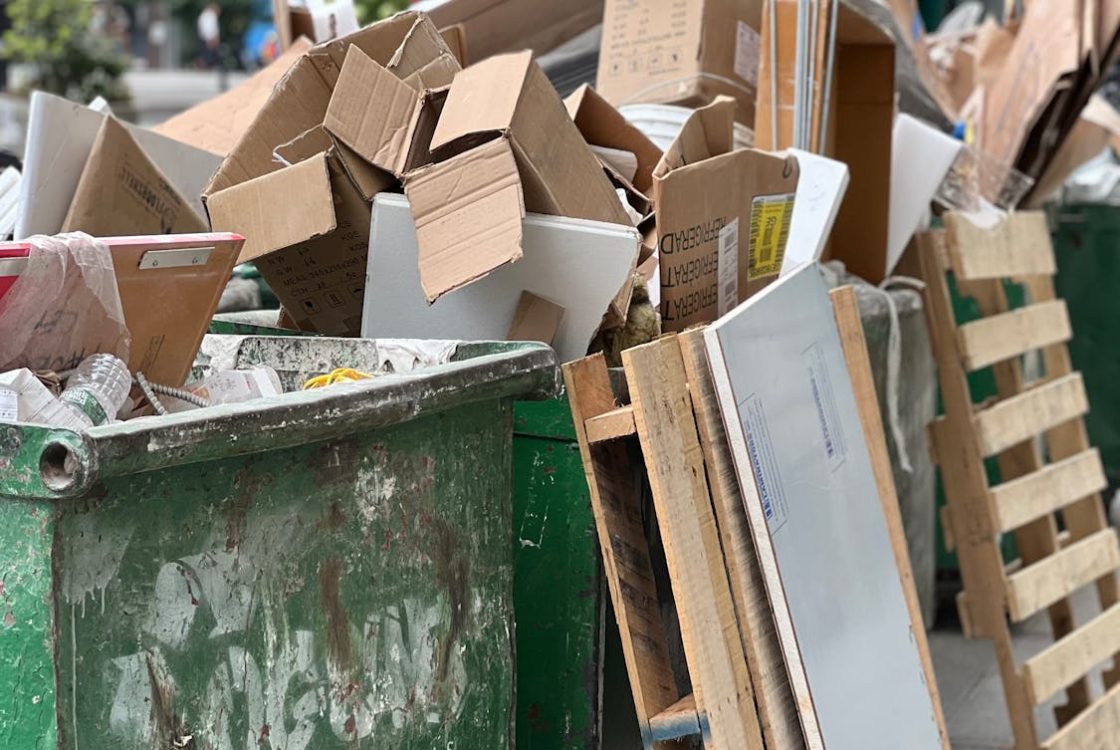 A Dumpster Rental Guide for Home Renovation Projects