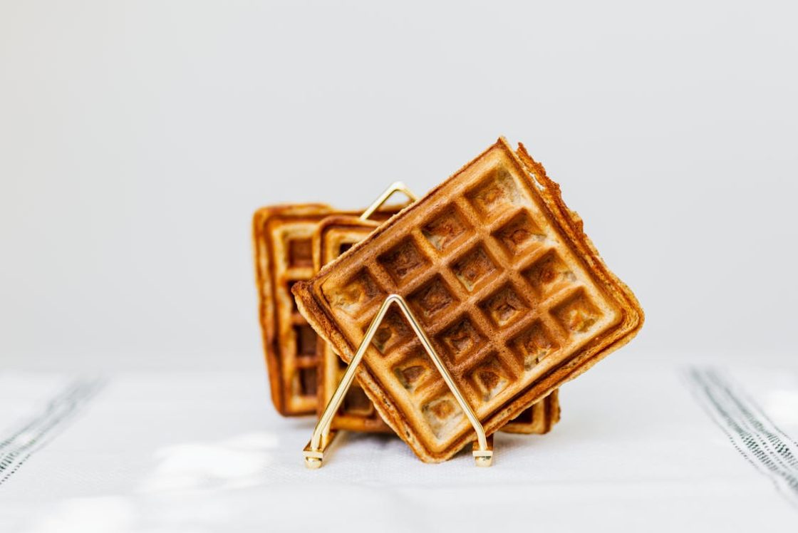 How to Compare Commercial Waffle Makers Like a Professional